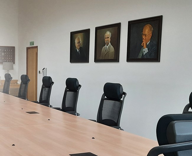 mainpage-boardroom